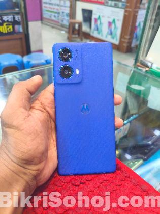 Moto g85